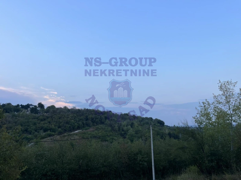 Plac na prodaju Sremska Kamenica 1223m2, 577860