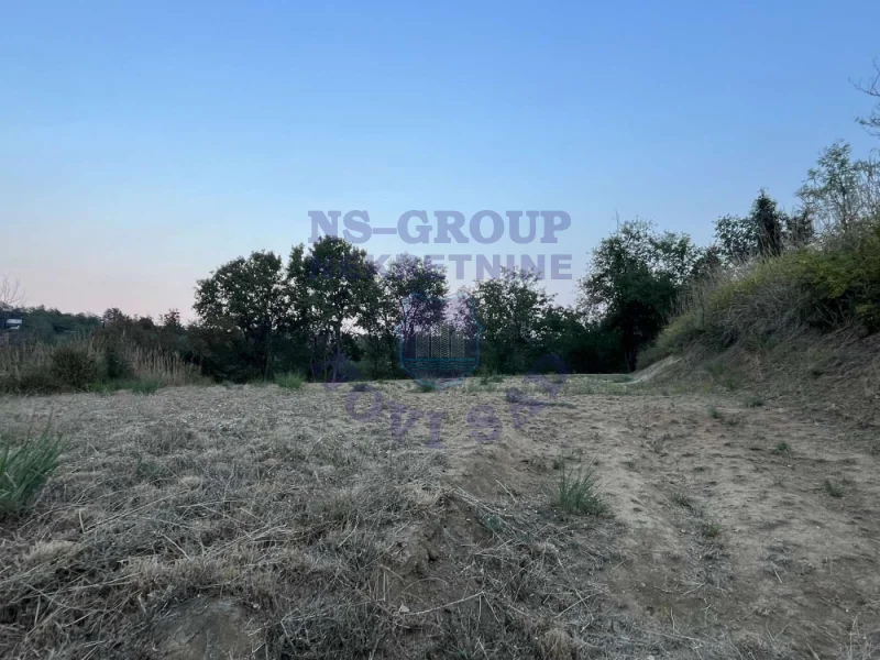 Plac na prodaju Sremska Kamenica 1223m2, 577860