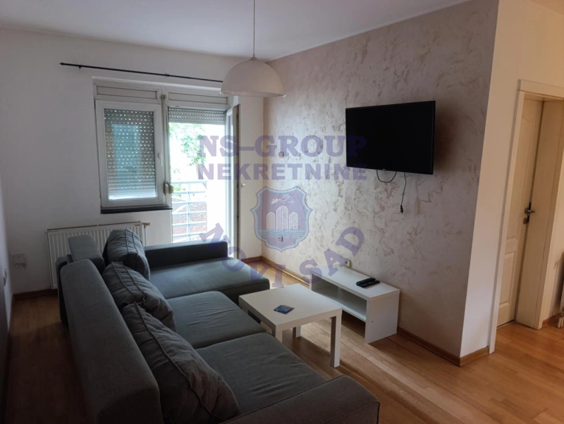 stan na prodaju Novi Sad, 56m2 577921