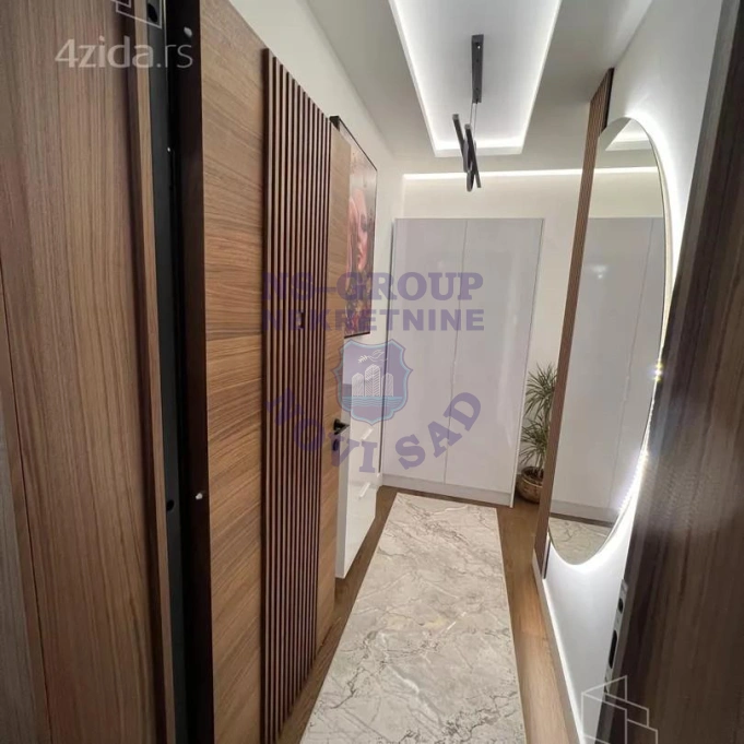 Stan na prodaju Novi Sad 40m2, 17480