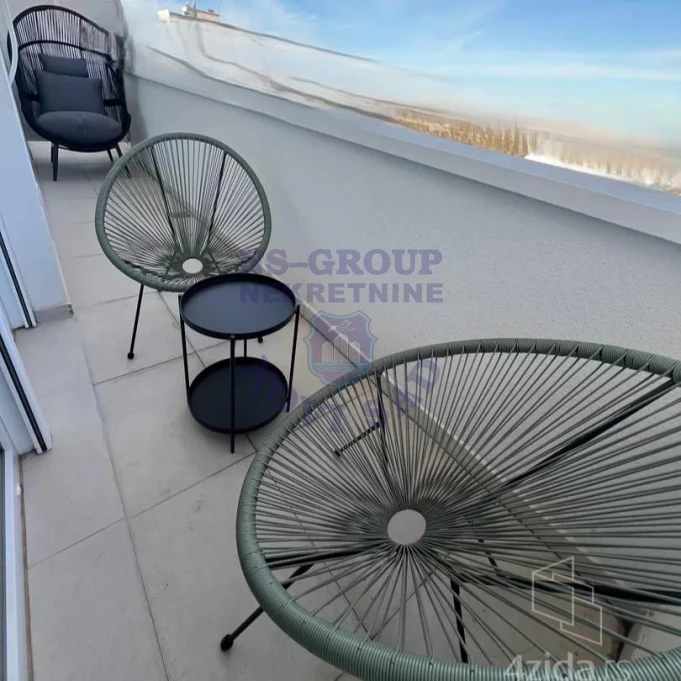 Stan na prodaju Novi Sad 40m2, 17480