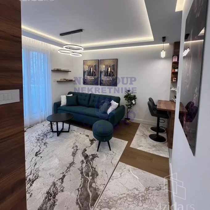 Stan na prodaju Novi Sad 40m2, 17480
