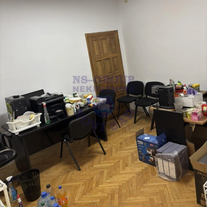 Lokal na prodaju Novi Sad 120m2, 17476