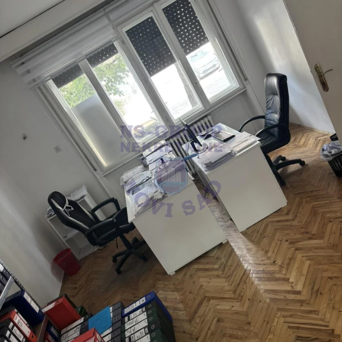 Lokal na prodaju Novi Sad 120m2, 17476