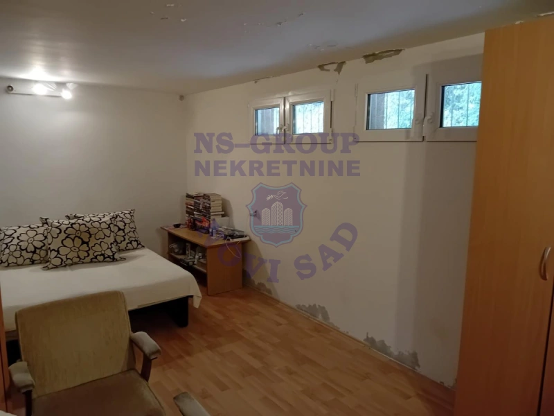 Kuća na prodaju Sremska Kamenica 51m2, 577743