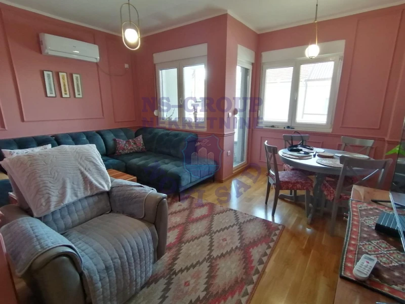 stan na prodaju Novi Sad, 89m2 578051