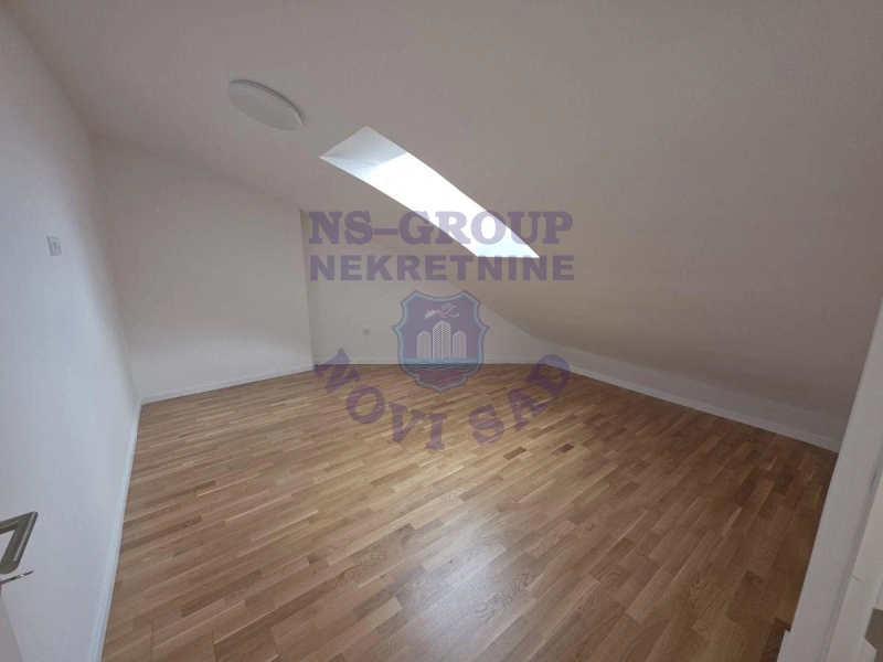 Stan na prodaju Petrovaradin 68m2, 578136
