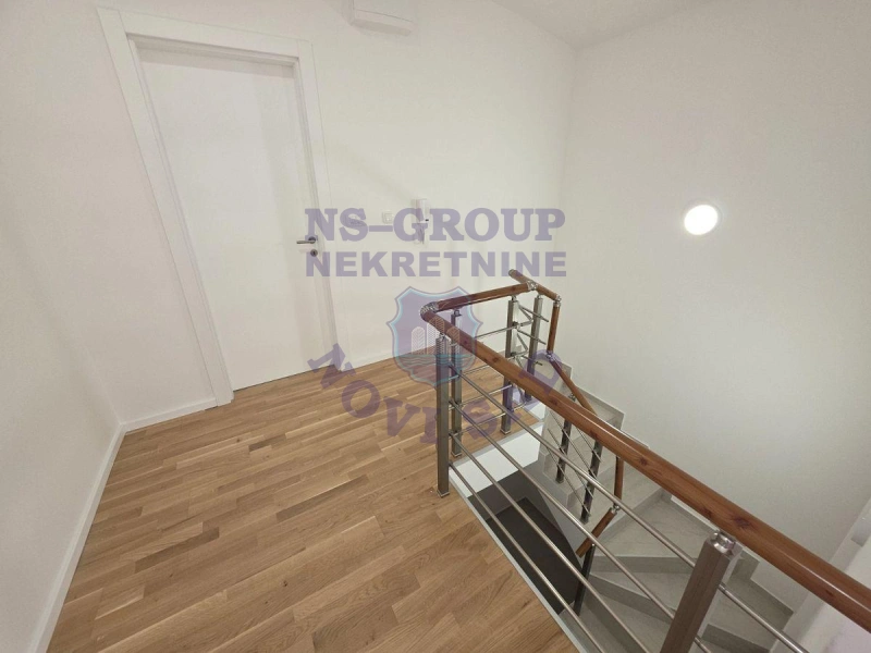Stan na prodaju Petrovaradin 68m2, 578136