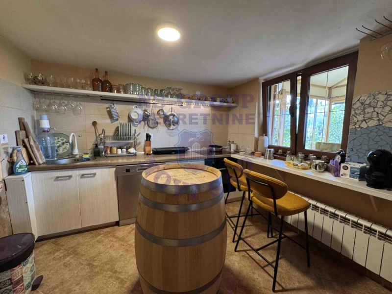 Kuća na prodaju Sremski Karlovci 192m2, 577998