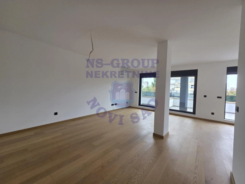 Stan na prodaju Novi Sad 242m2, 578119