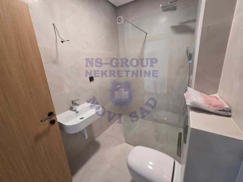 Stan na prodaju Novi Sad 242m2, 578119