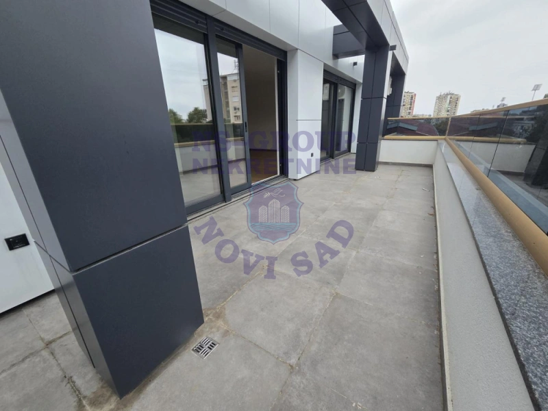 Stan na prodaju Novi Sad 242m2, 578119