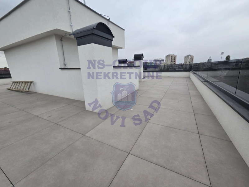 Stan na prodaju Novi Sad 242m2, 578119