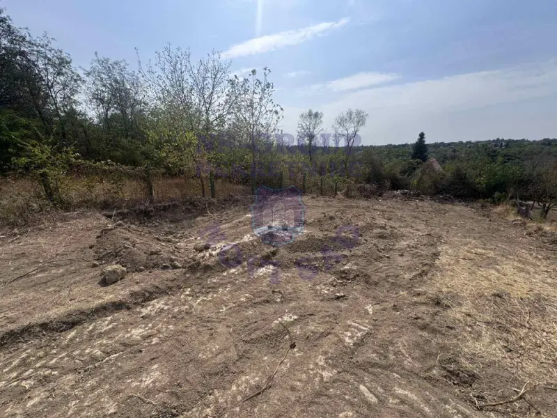 Plac na prodaju Čortanovci 870m2, 578031