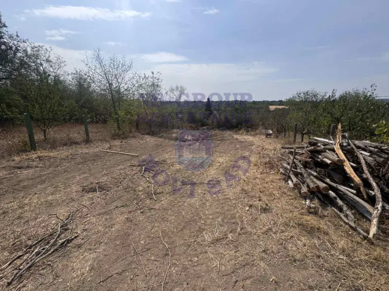 Plac na prodaju Čortanovci 870m2, 578031