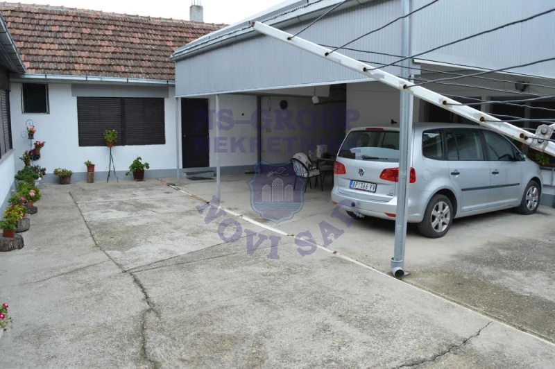 Kuća na prodaju Bačka Palanka 374m2, 578179