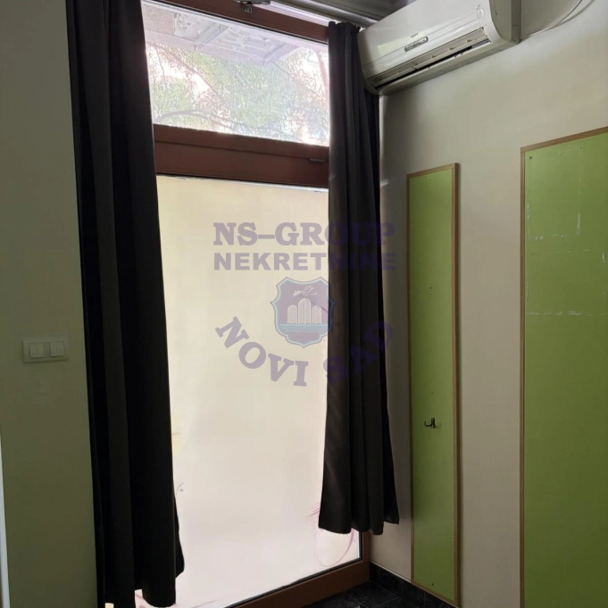 Lokal na prodaju Novi Sad 40m2, 17487