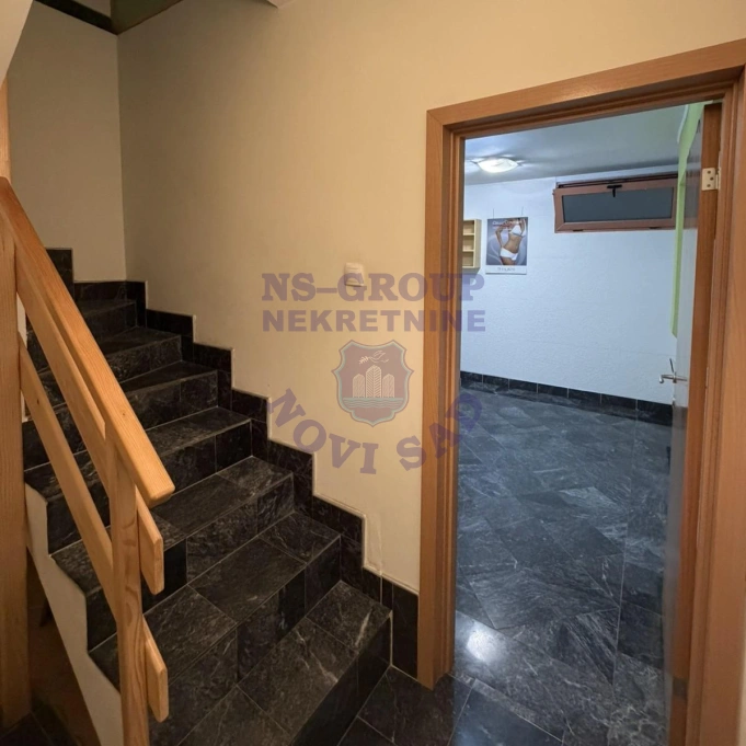 Lokal na prodaju Novi Sad 40m2, 17487