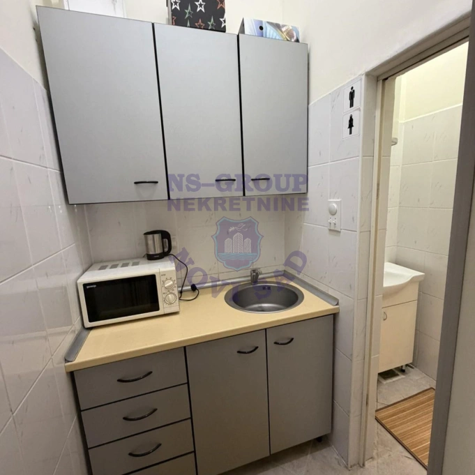 Lokal na prodaju Novi Sad 40m2, 17487