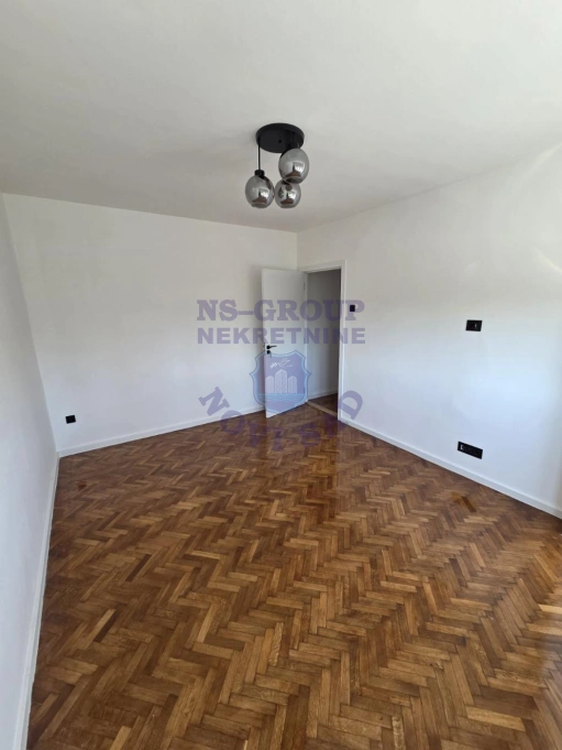 Stan na prodaju Novi Sad 64m2, 578187