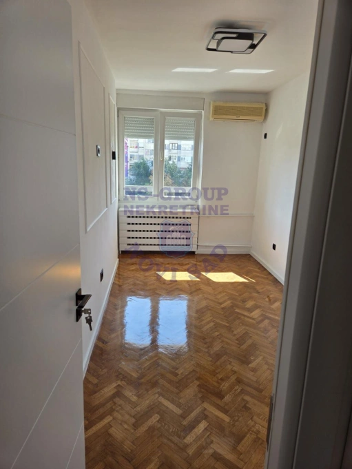 Stan na prodaju Novi Sad 64m2, 578187