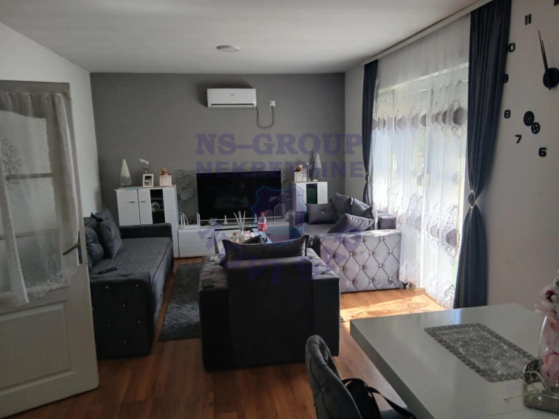 Kuća na prodaju Novi Sad 249m2, 577920