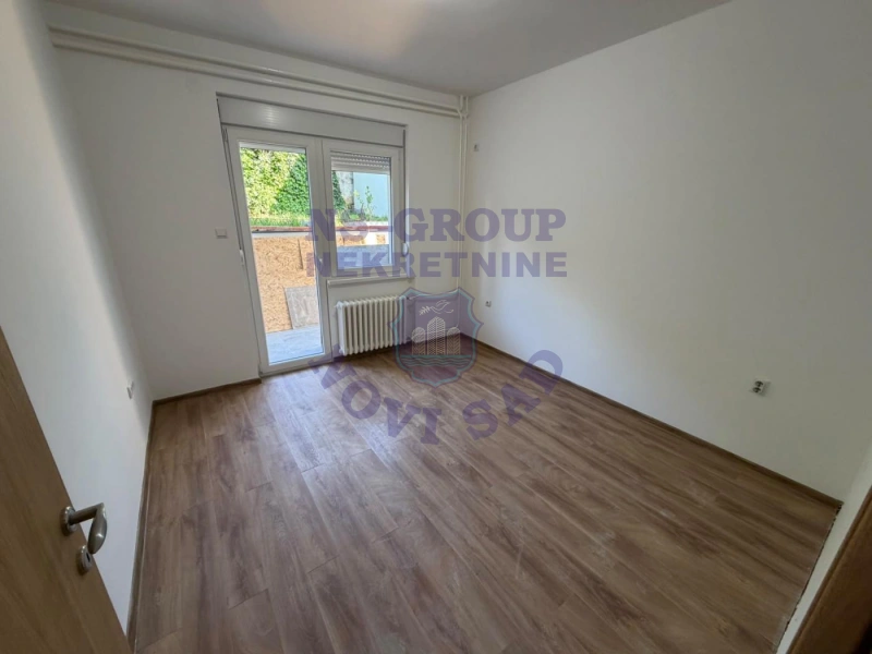 Stan na prodaju Sremska Kamenica 21m2, 559733