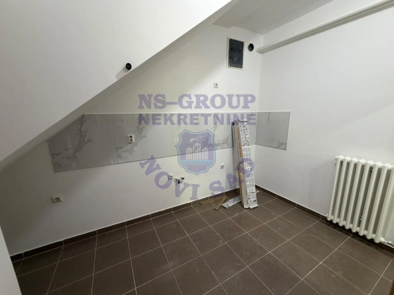 Stan na prodaju Sremska Kamenica 21m2, 559733