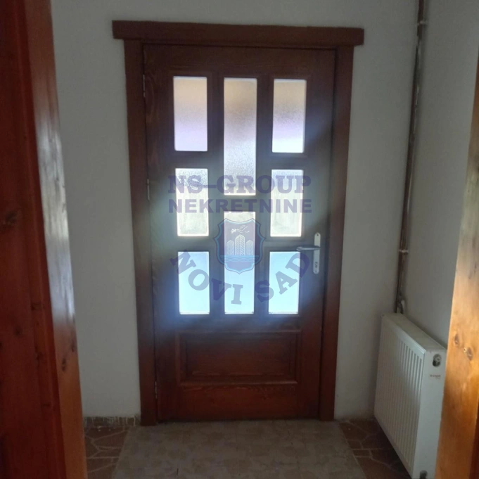 Stan za izdavanje Sremska Kamenica 80m2, 17515