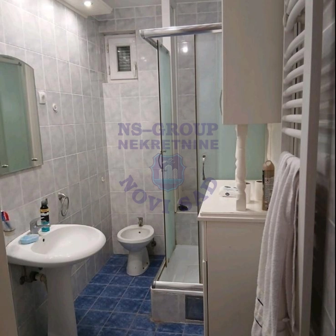 Stan za izdavanje Novi Sad 52m2, 17519