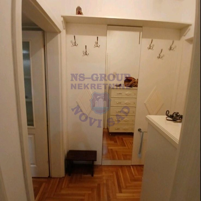 Stan za izdavanje Novi Sad 52m2, 17519