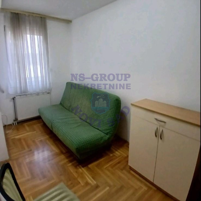Stan za izdavanje Novi Sad 52m2, 17519