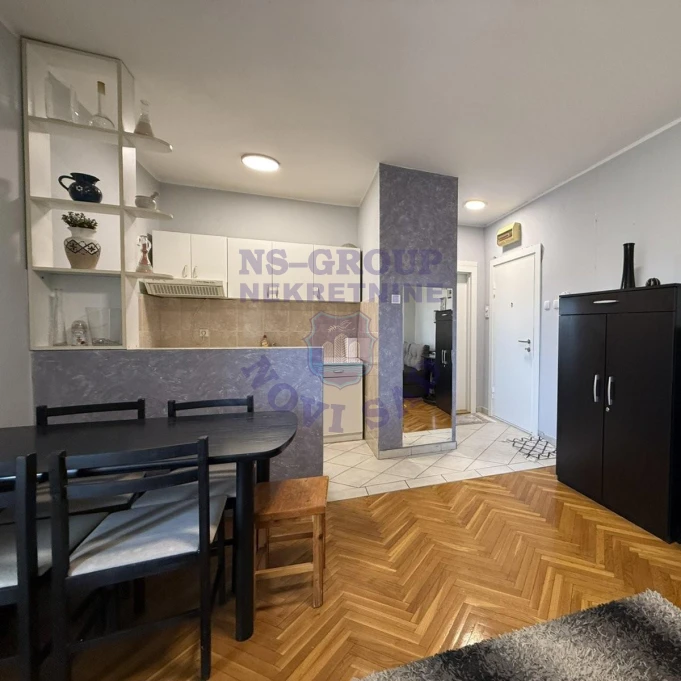 Stan na prodaju Novi Sad 28m2, 17517