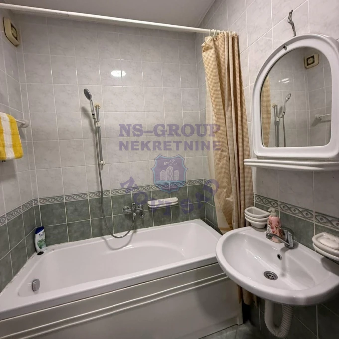 Stan na prodaju Novi Sad 28m2, 17517