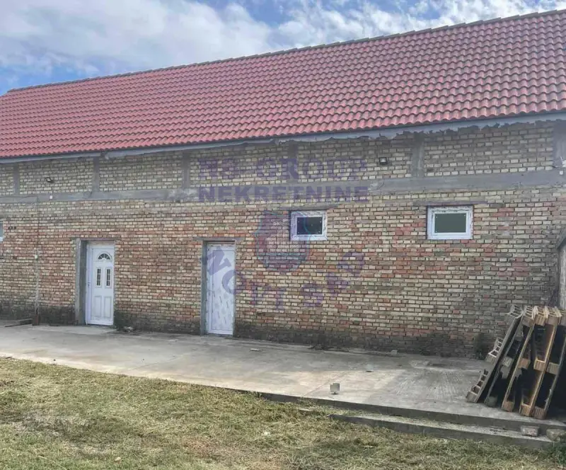 Kuća na prodaju Bačko Gradište 216m2, 578404