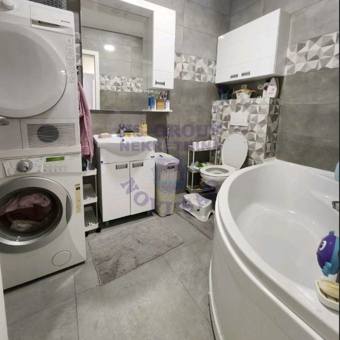 Stan na prodaju Novi Sad 162m2, 578378