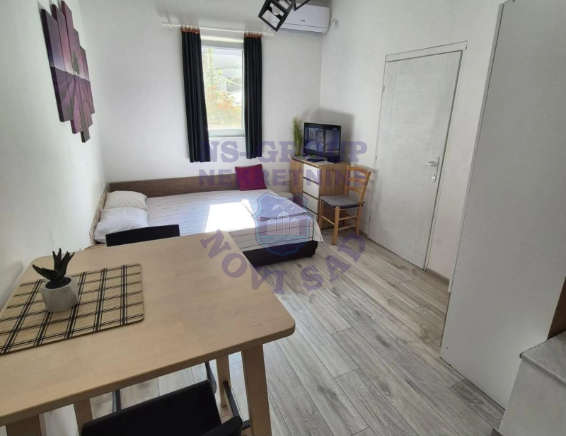 stan na prodaju Novi Sad, 17m2 578043