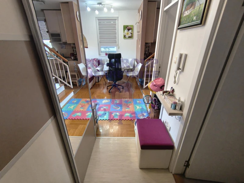 Stan na prodaju Novi Sad 78m2, 578365