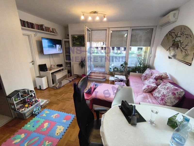 Stan na prodaju Novi Sad 78m2, 578365