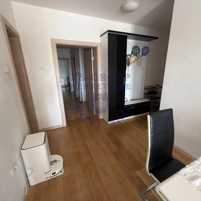 Stan za izdavanje Novi Sad 91m2, 17525