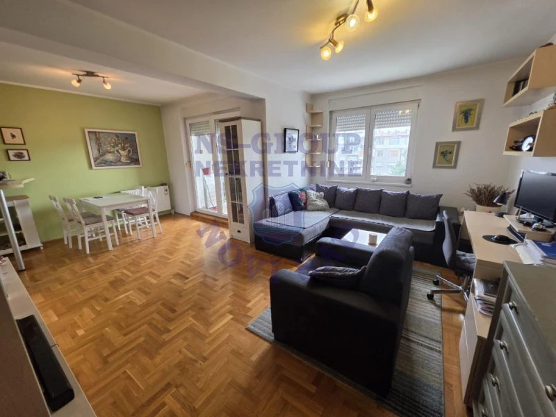 stan na prodaju Novi Sad, 75m2 578476