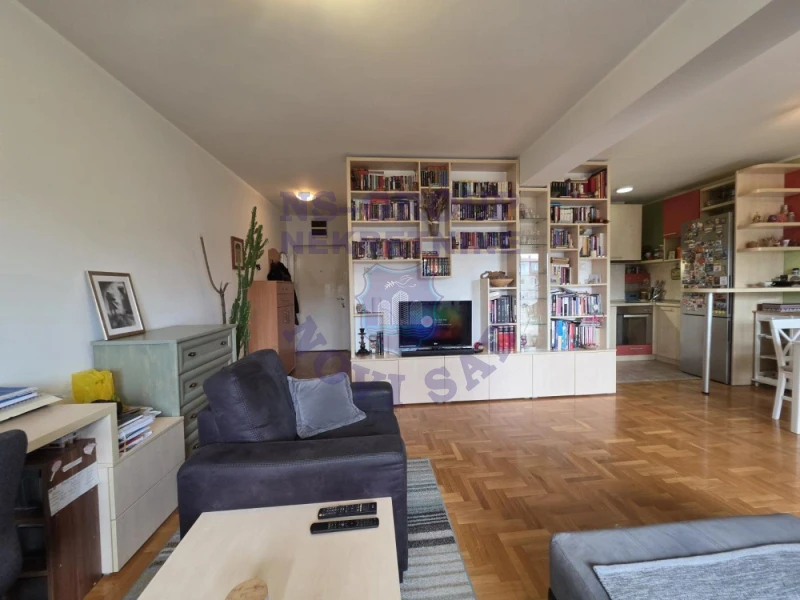 Stan na prodaju Novi Sad 75m2, 578476