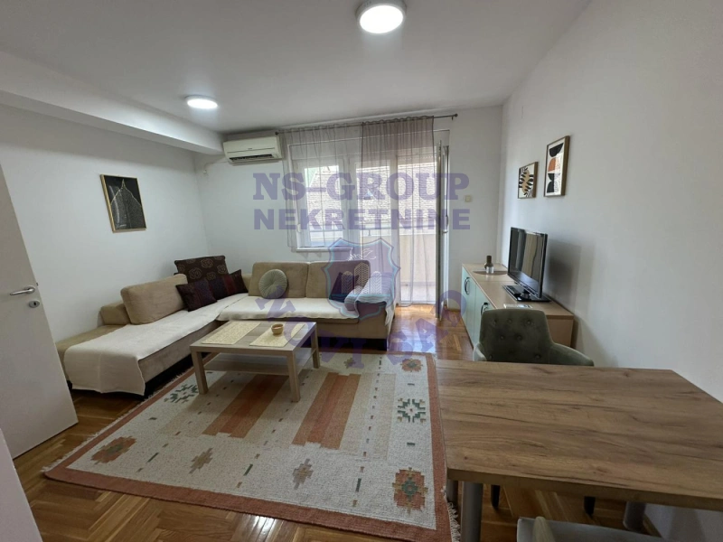 stan na prodaju Novi Sad, 42m2 578482
