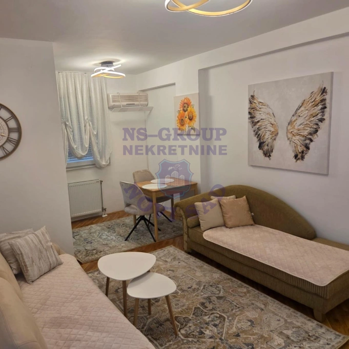 Stan za izdavanje Novi Sad 44m2, 17533
