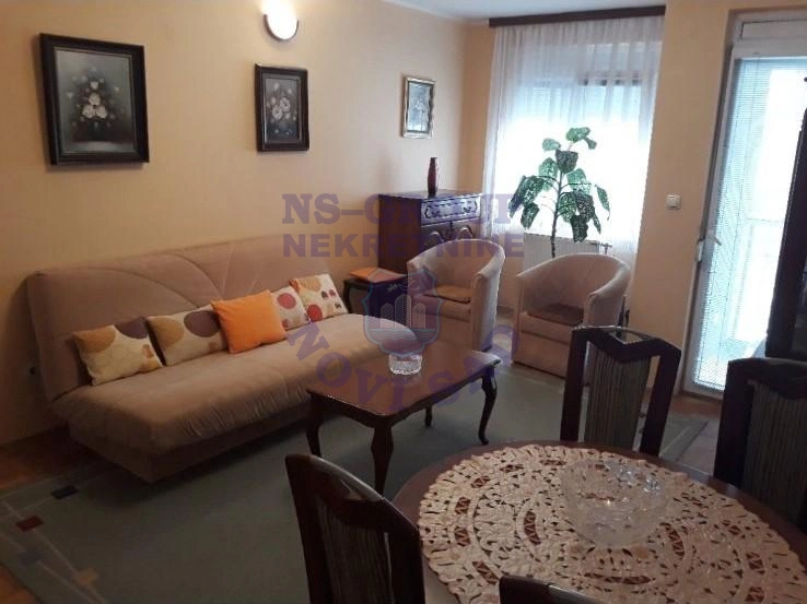 stan na prodaju Novi Sad, 56m2 578527