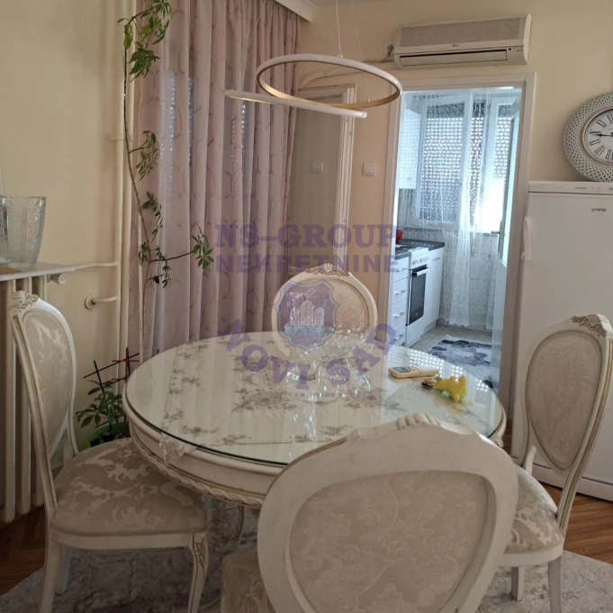 Stan za izdavanje Novi Sad 55m2, 17535