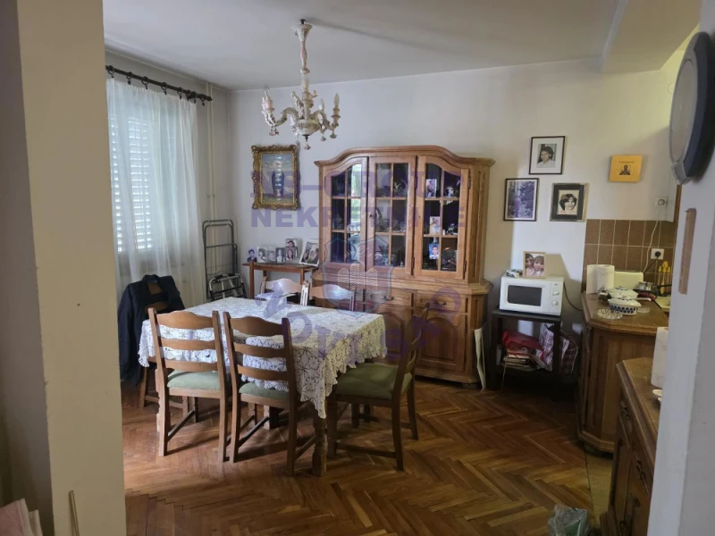 stan na prodaju Novi Sad, 63m2 578511