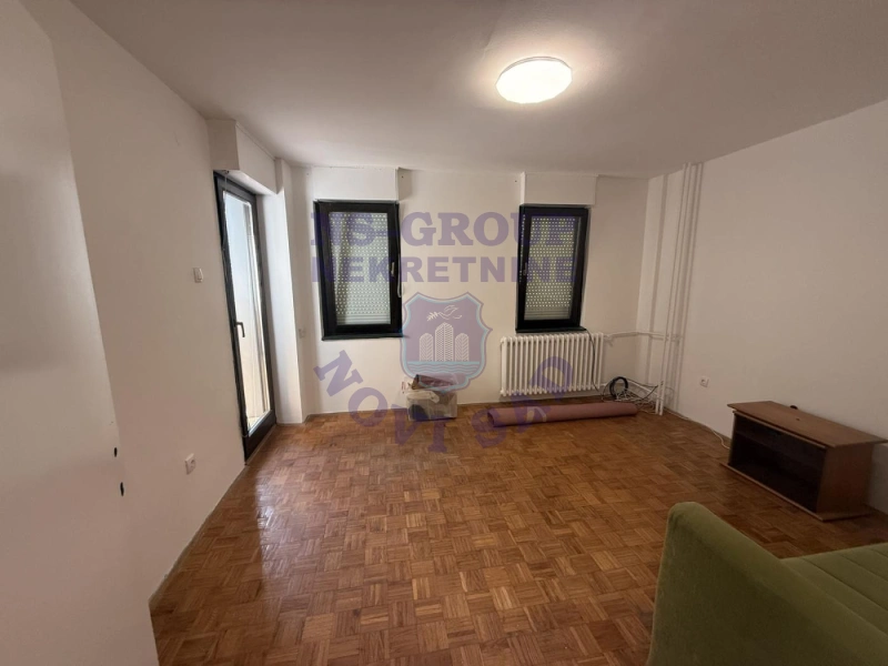 stan na prodaju Novi Sad, 40m2 578570