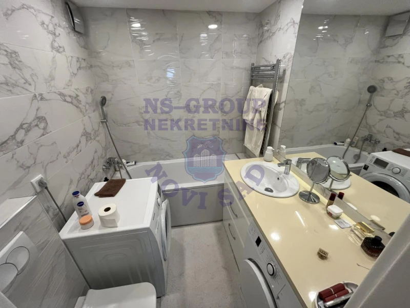 Stan na prodaju Novi Sad 64m2, 578595