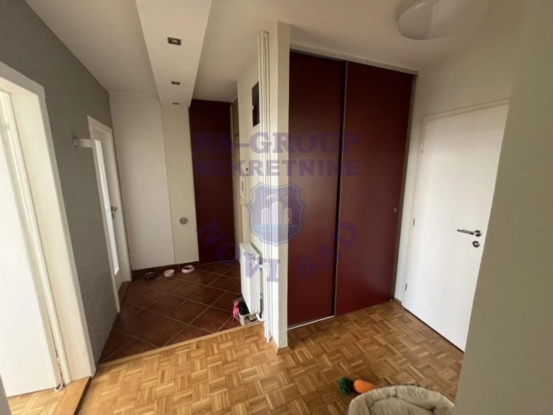 Stan na prodaju Novi Sad 64m2, 578595
